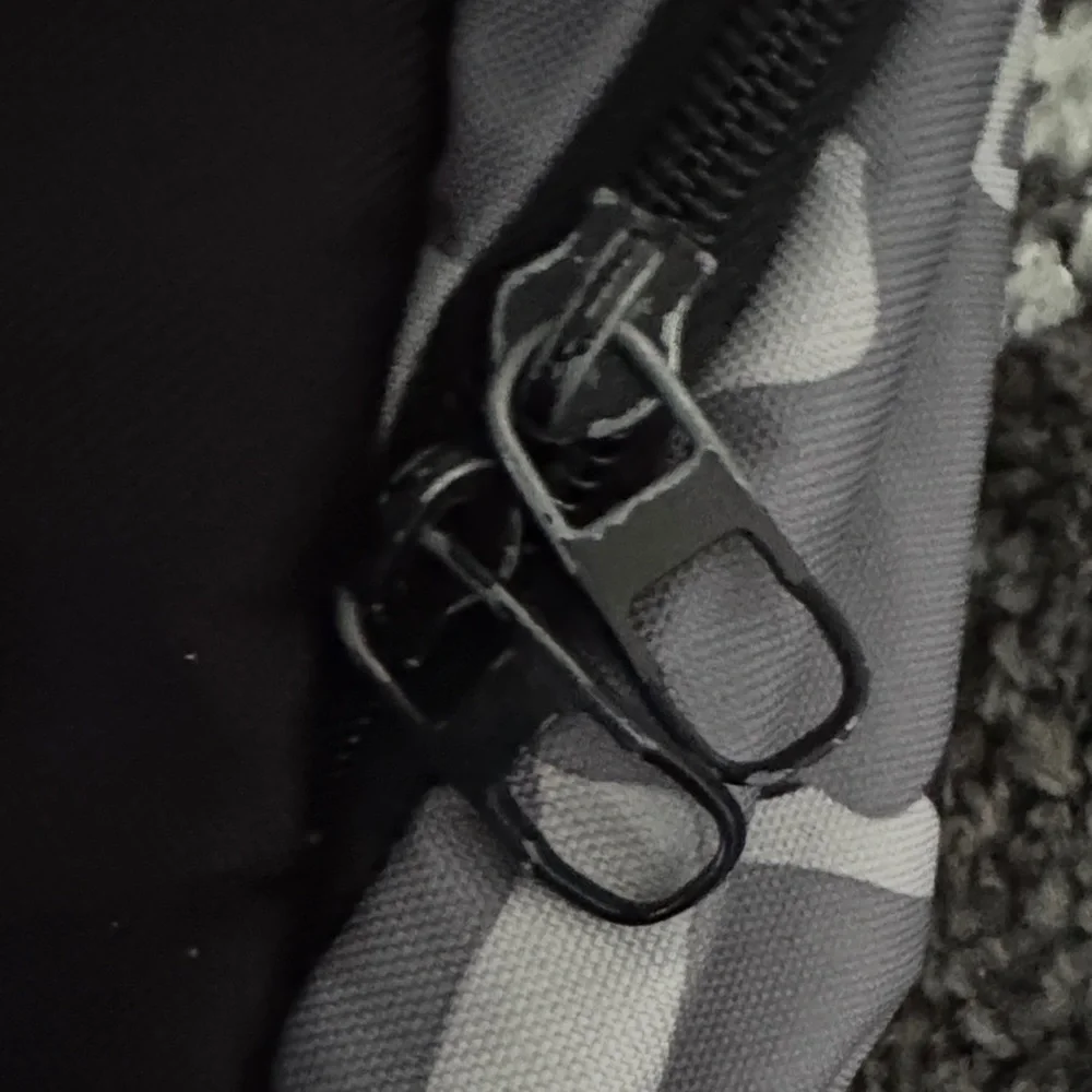 adidas originals 2018 Gray and Black Camo Backpack large size - Picture 5 of 14